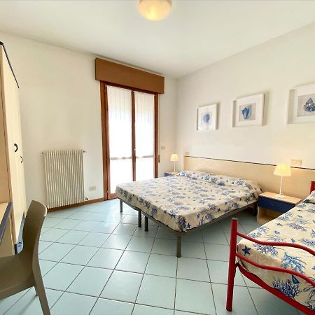Villa Santin Carraro Immobiliare - Family Apartments Lido di Jesolo Buitenkant foto