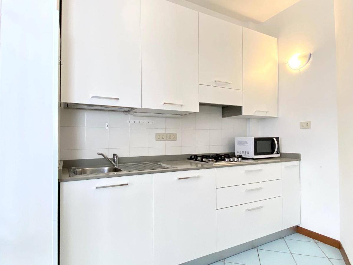 Villa Santin Carraro Immobiliare - Family Apartments Lido di Jesolo Buitenkant foto